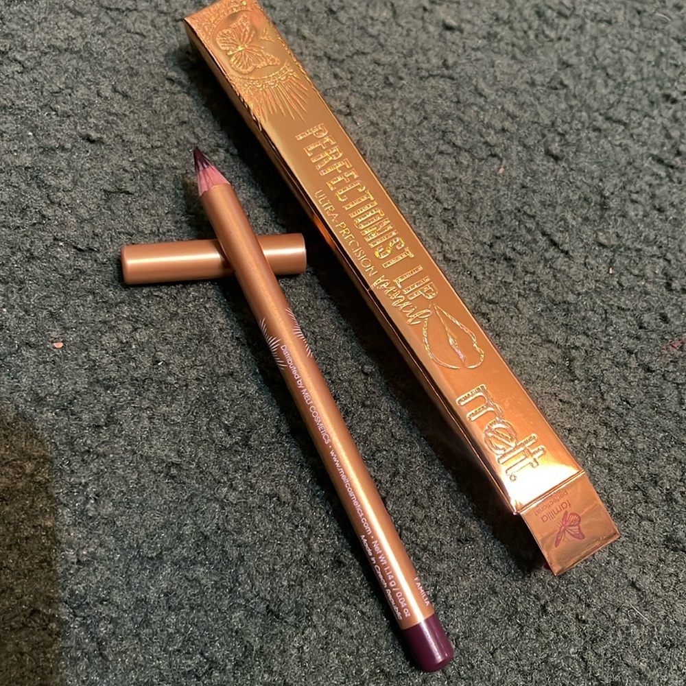 Melt cosmetics perfectionist lip pencil